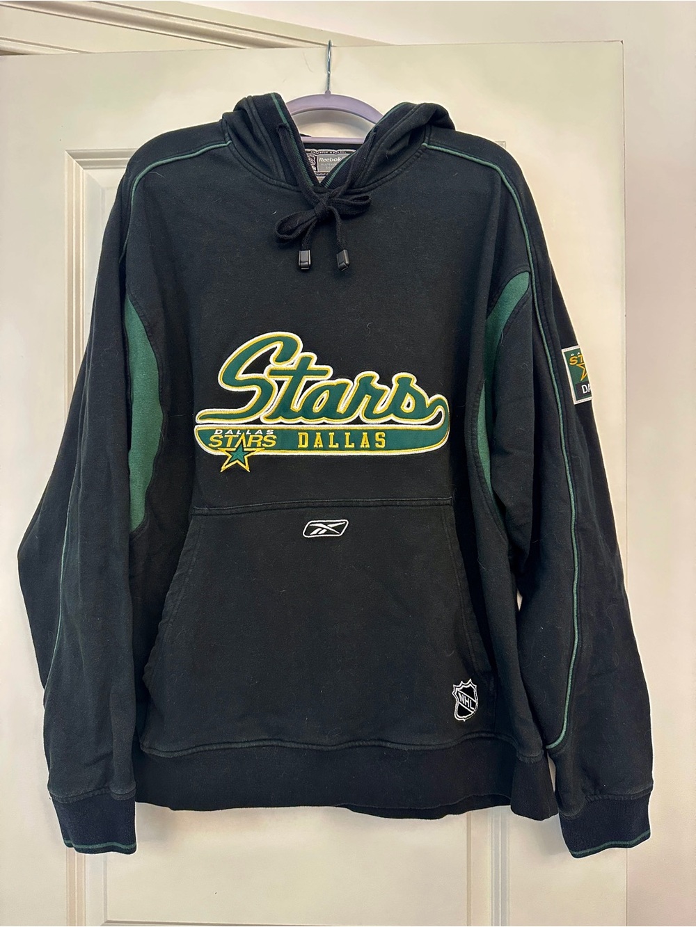 NHL Dallas Stars Black & Green Team Pullover Hoodie